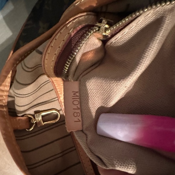 Louis Vuitton Delightful GM - Picture 9 of 11